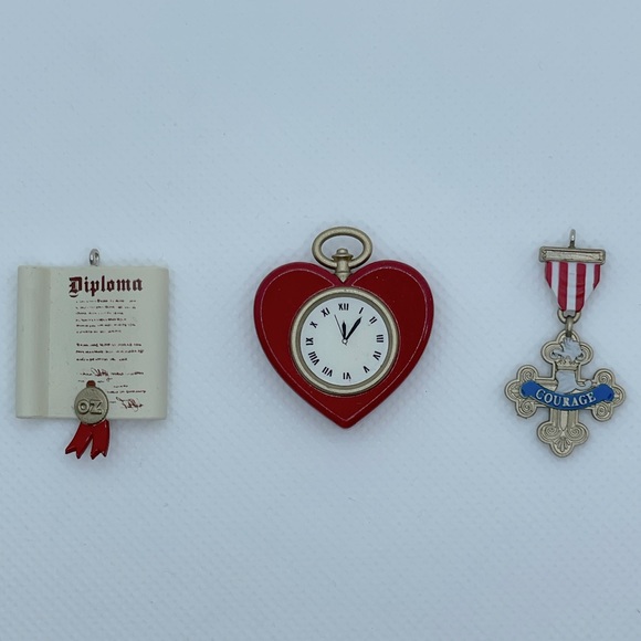 Hallmark Keepsake ornament- “Wizard of Oz” - Picture 1 of 2